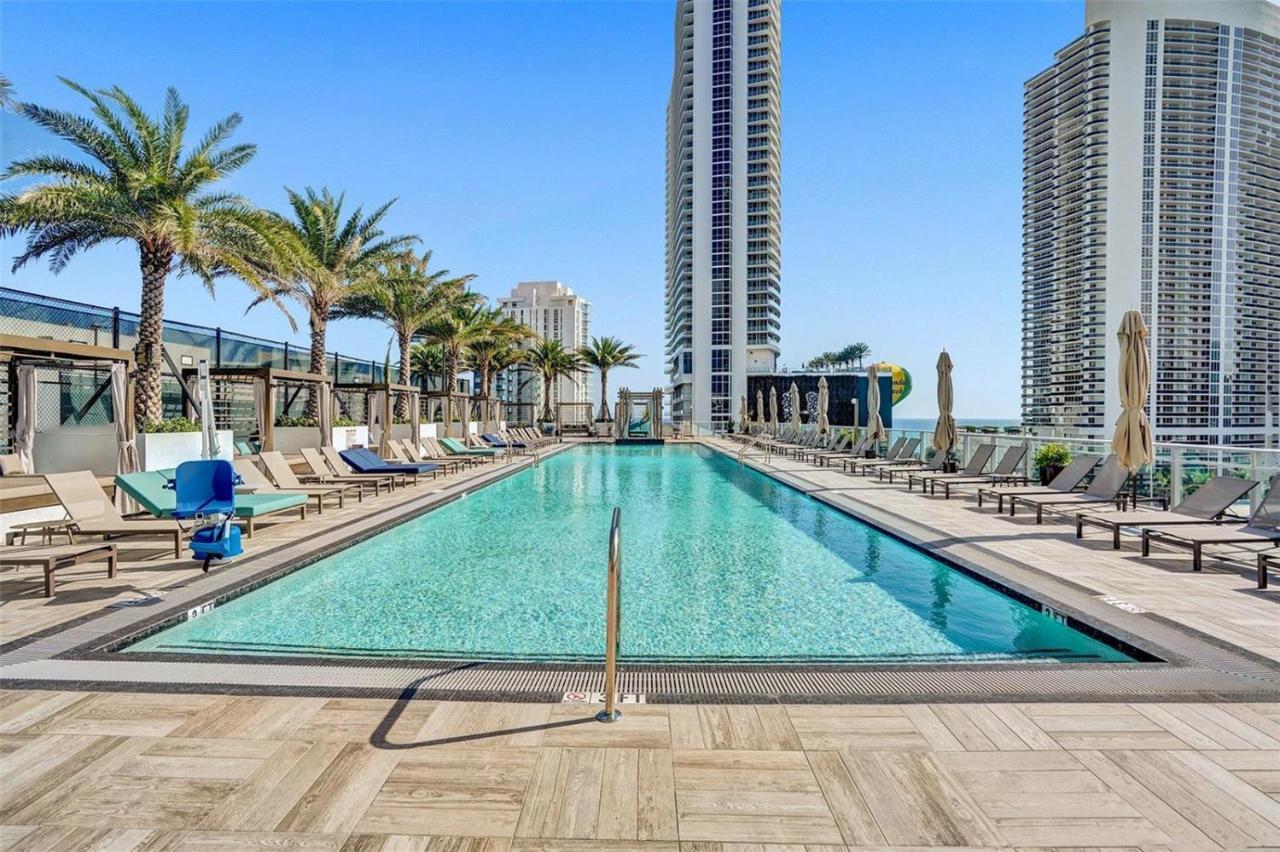 Hyde Beach House Three-Bedroom, Waterfront, Ocean And Intercostal View, Rooftop Pool, 5 Min Walk To Beach Hollywood Exteriör bild