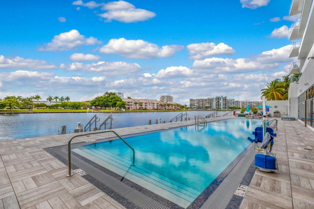 Hyde Beach House Three-Bedroom, Waterfront, Ocean And Intercostal View, Rooftop Pool, 5 Min Walk To Beach Hollywood Exteriör bild