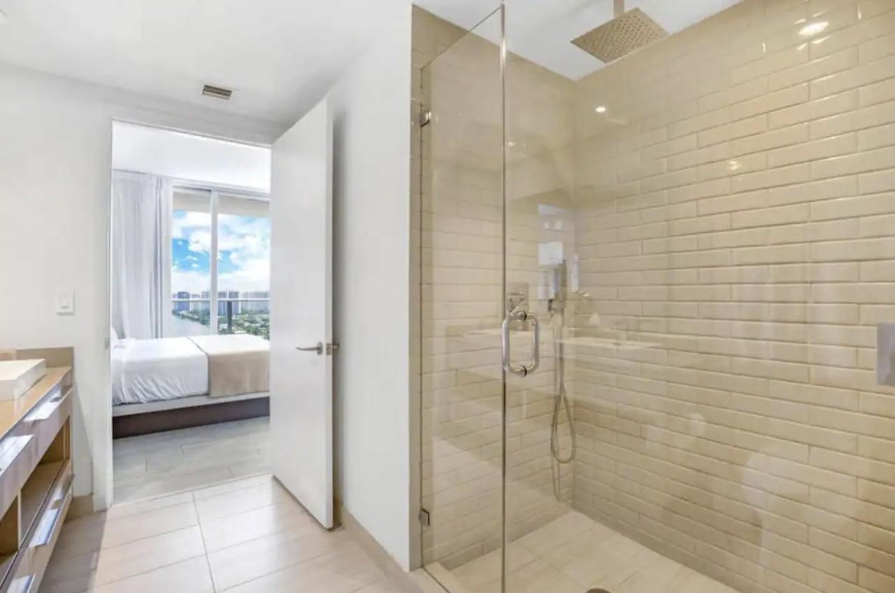 Hyde Beach House Three-Bedroom, Waterfront, Ocean And Intercostal View, Rooftop Pool, 5 Min Walk To Beach Hollywood Exteriör bild