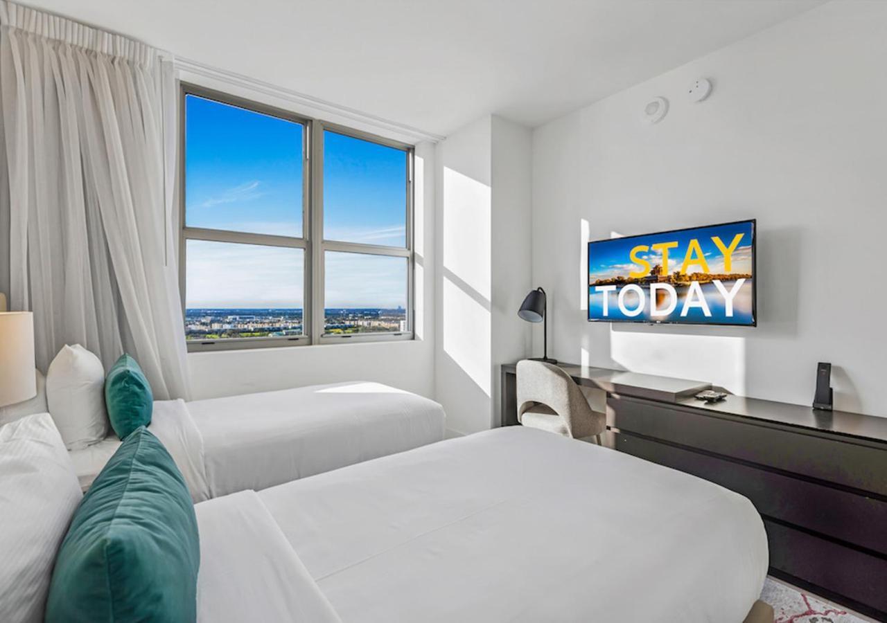 Hyde Beach House Three-Bedroom, Waterfront, Ocean And Intercostal View, Rooftop Pool, 5 Min Walk To Beach Hollywood Exteriör bild